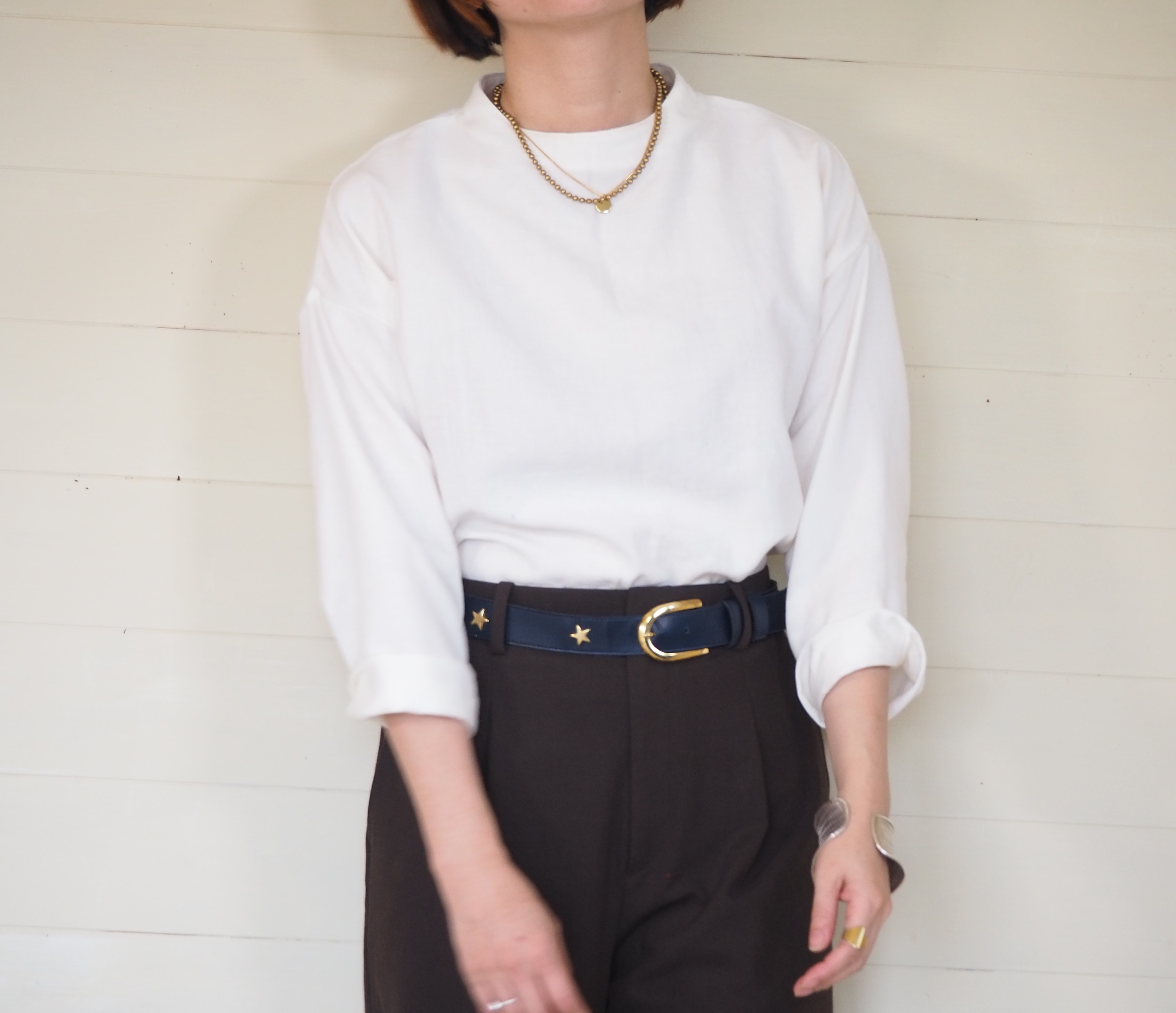 SALE■上品リネン×コットン ハイネックブラウス■前後着替えOK／ナチュラルなこなれ感■