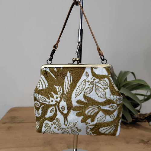 送料無料】ミナペルホネン/carnival カーニバルライトブルー/がま口