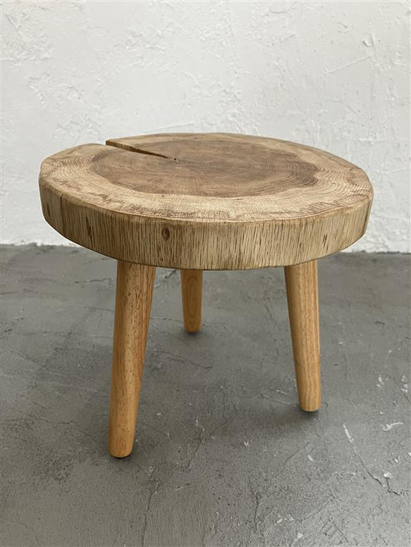 未来工房】デザインのある一点物 国産コナラ アイアンスツール