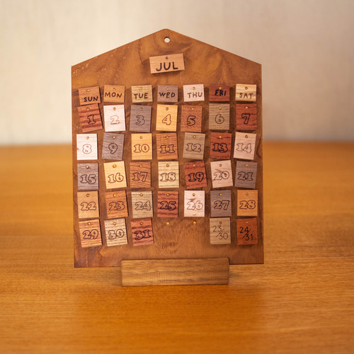 マニー　木製カレンダーなど 楽天市場】【ふるさと納税】bolly木工房 木 の サイコロ型 万年