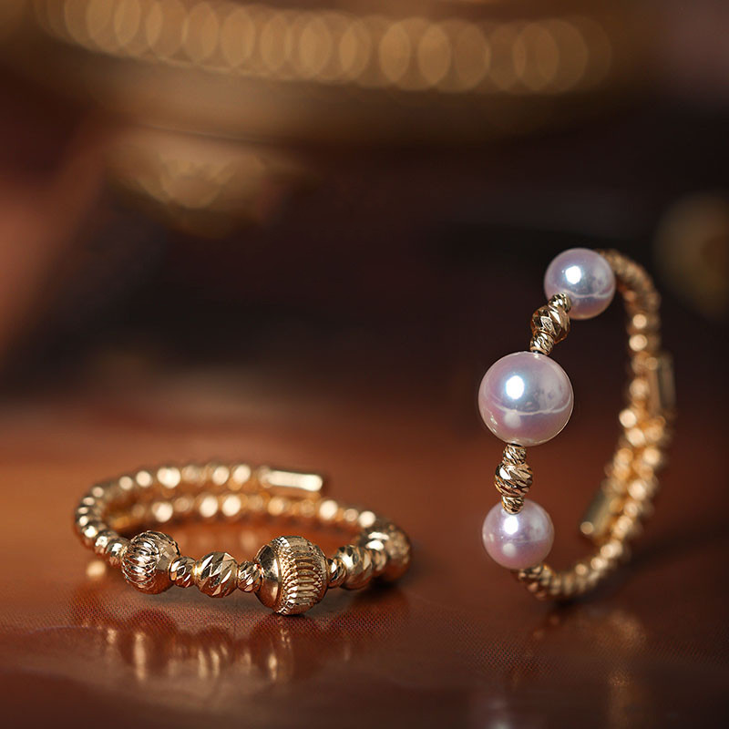 [ヘイズジュエリー] ハニーシャドウ スプリングライト 2.0シリーズ 18Kゴールド 4-6mm 日本製アコヤ真珠ストレッチリ