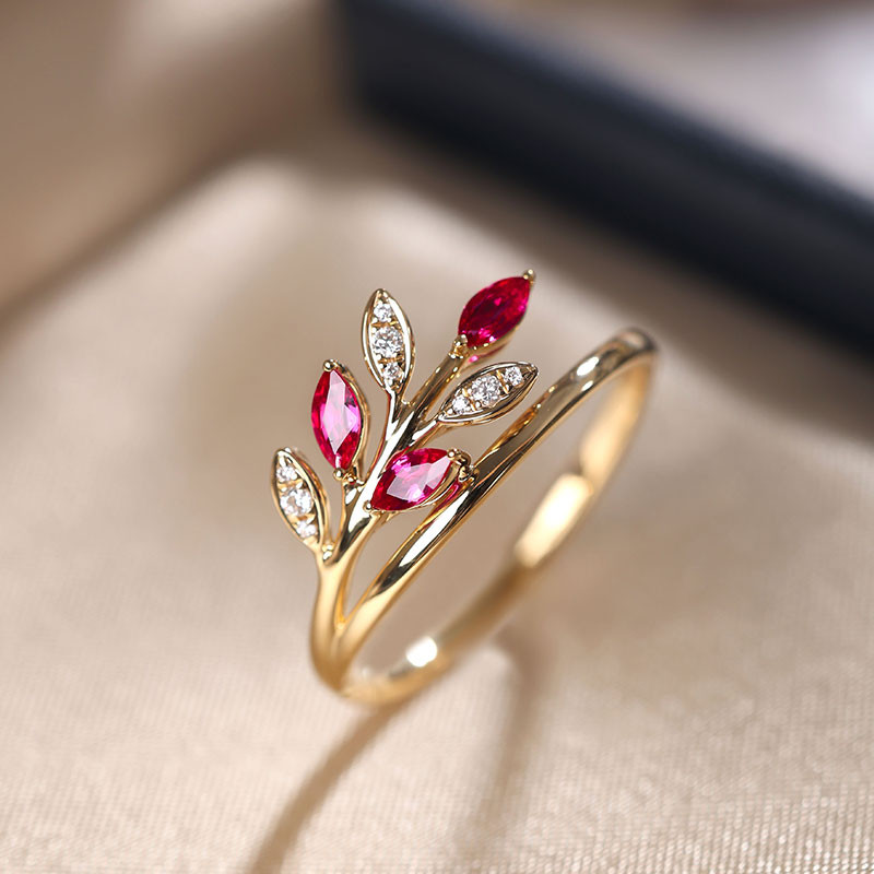 [ヘイズジュエリー] ローレルシリーズ 18K ゴールド ルビー 天然ダイヤモンドリング ピジョンブラッドルビー メインストーン