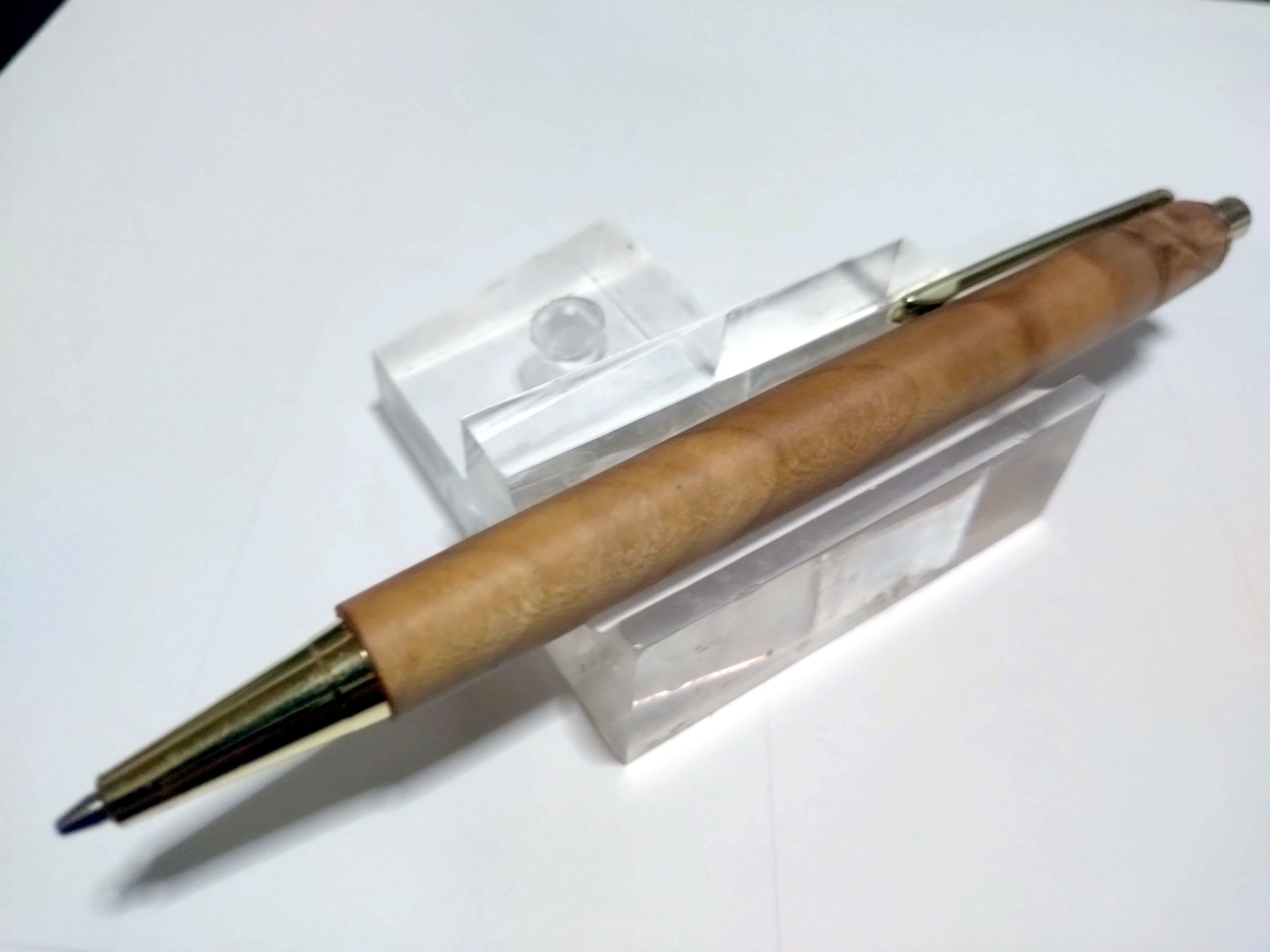 白樺の木　ワンピースタイプのシャープペンシル　0.5ミリ