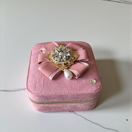 Rosé Élégance（ロゼ・エレガンス）】気品を纏うやわらかな甘さ ピンク