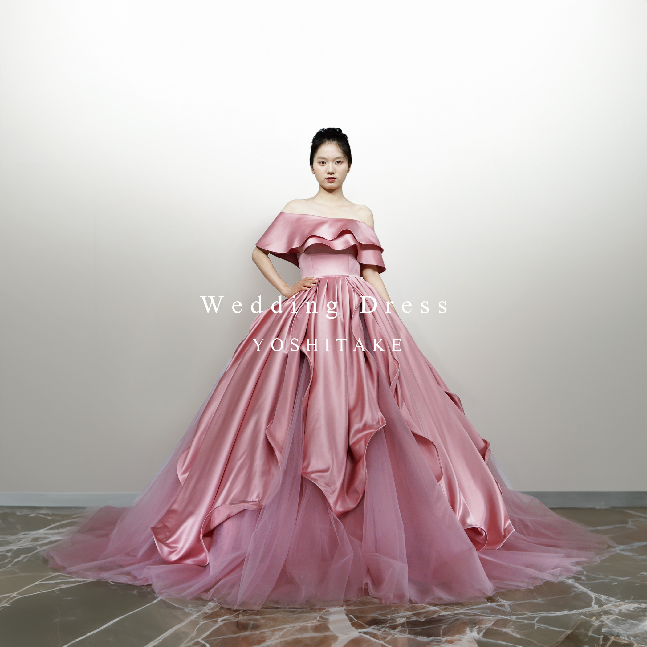 カラードレス　チュールドレス　ピンク　ウエディング