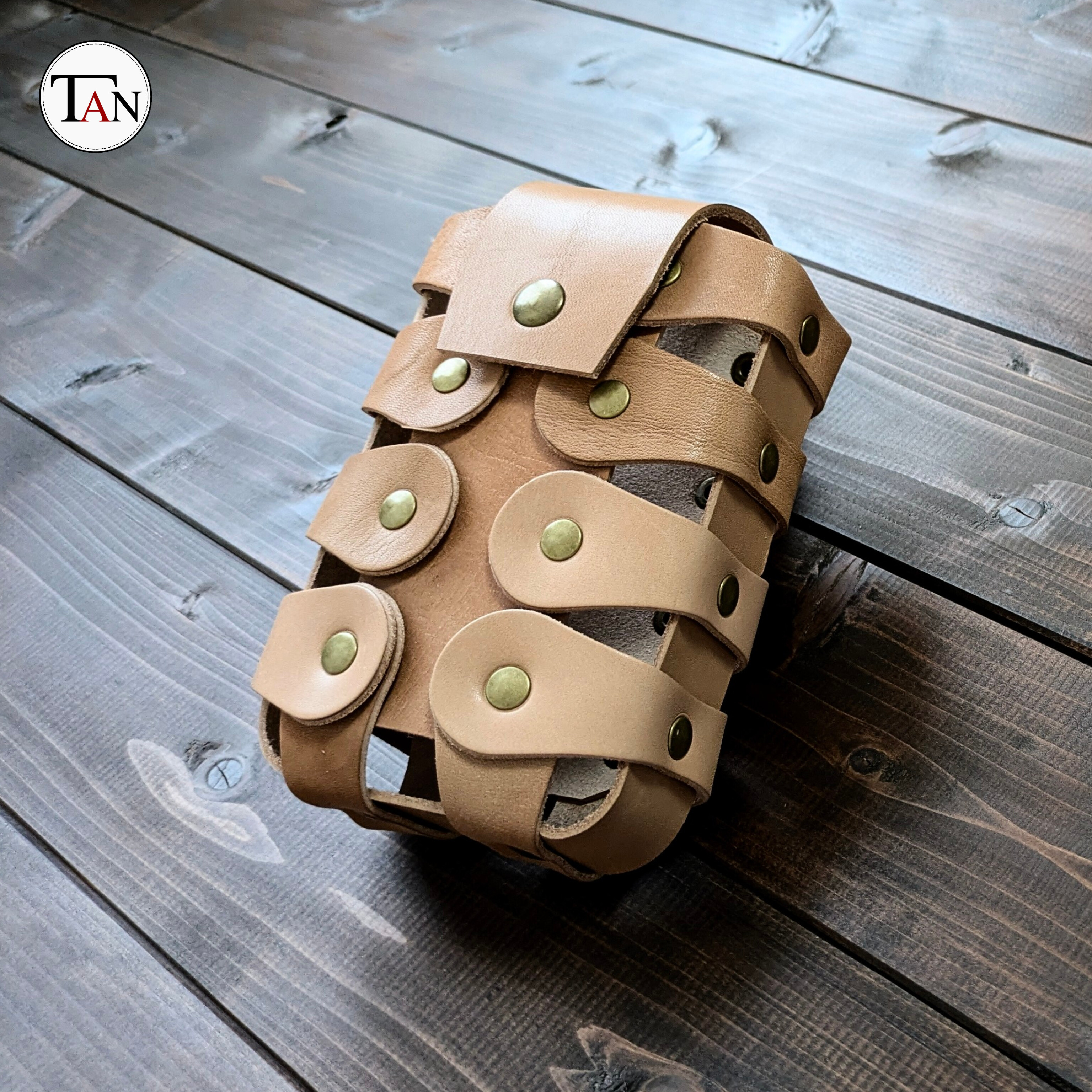 【栃木レザーで作ったヌメ革のウエストポーチ】　牛革 レザー 本革　小物入れ　ケース　バッグ　ベルトポーチ　ハンドメイド