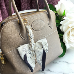 アリスの世界】 不思議の国 ビジューたっぷり バッグチャーム