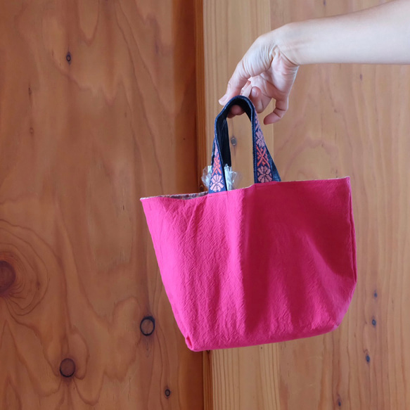 【限量】Kogin刺繡棉麻麵包袋【午餐袋☺︎刺繡】副袋⌘訂製⌘ 第3張的照片