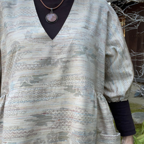 着物リメイク】Vネックのふんわりギャザーワンピース/紬/裏地