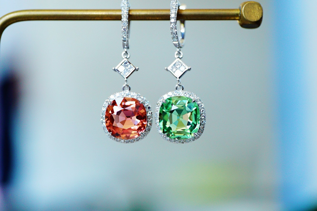 「個性」K18 天然ツァボライト　天然ダイヤモンド　生命力、調和、落ち着き、決断力、実行力 1月誕生石 ピアス