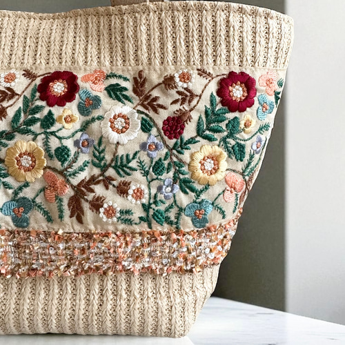 インド／刺繍】かごバッグ 軽量/フラワーガーデン かごバッグ KOKORON