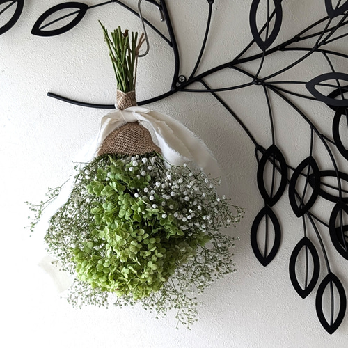 みんな大好き！紫陽花アナベルとかすみ草のナチュラルなドライフラワー