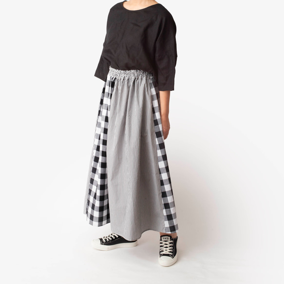 【２色のマキシスカート】丈をお選びいただけます　ウエストはオーダー無料　チェック　ストライプ　ブラック 3枚目の画像