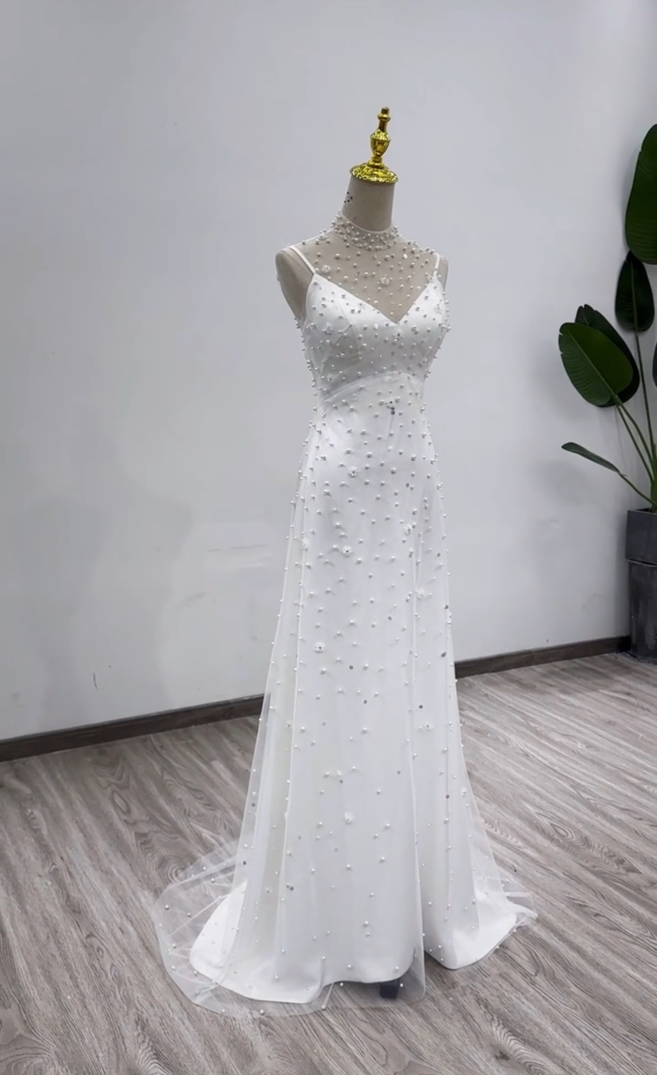 お買い得ショール 白　スレンダーライン　痩せて見える　キャミソール　パーディードレス　ブライダルウエア結婚式2次会披露宴