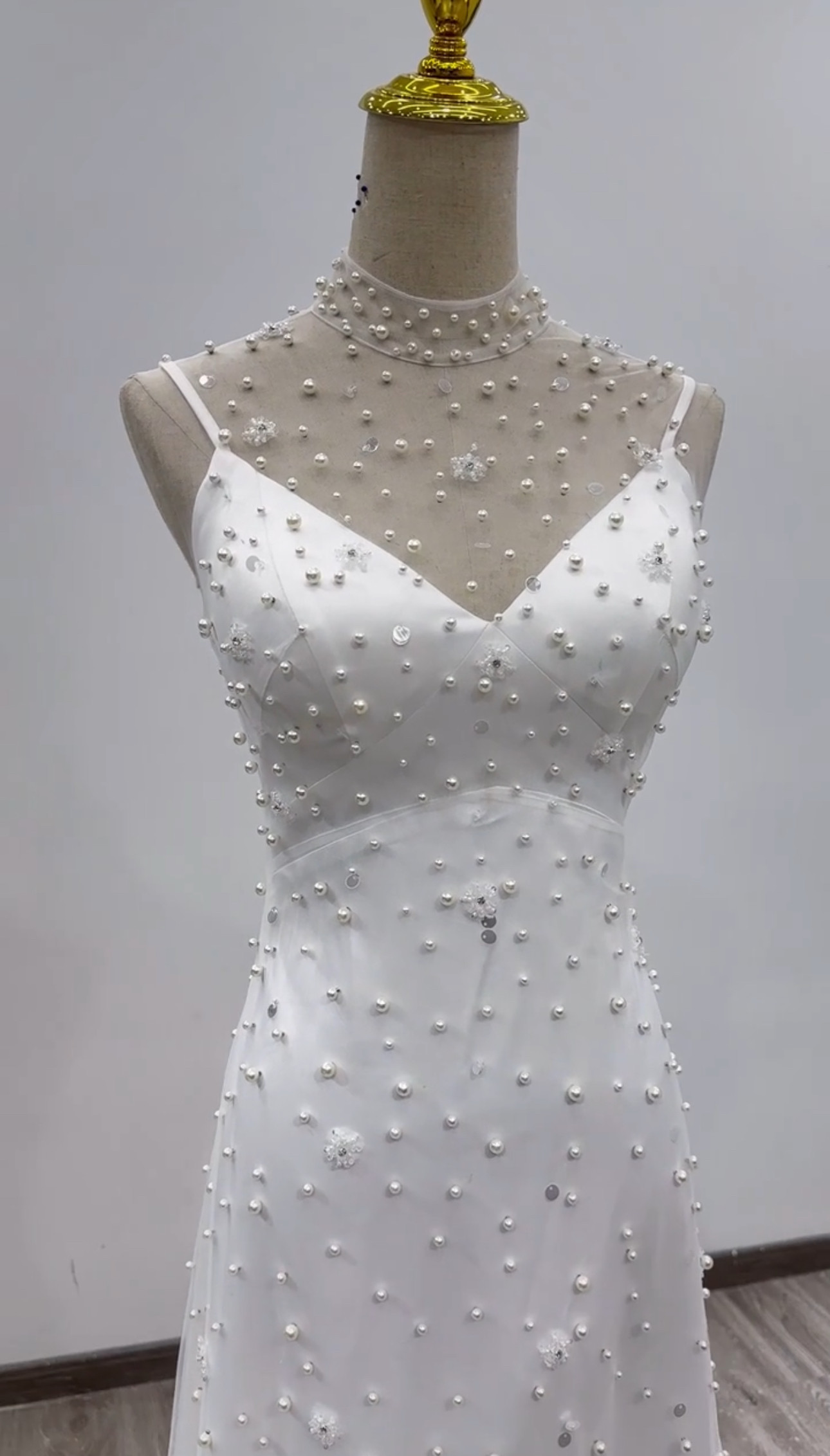 お買い得ショール 白　スレンダーライン　痩せて見える　キャミソール　パーディードレス　ブライダルウエア結婚式2次会披露宴