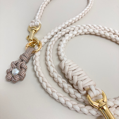 いちは⑅　パラコードリード　カフェリード　お花リード お花パラコードキーホルダー付き カフェリード パラコードリード 犬用