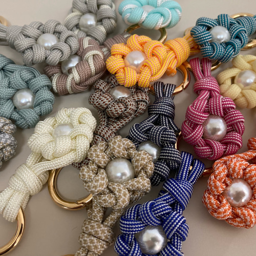 お花パラコードキーホルダー付き カフェリード パラコードリード 犬用