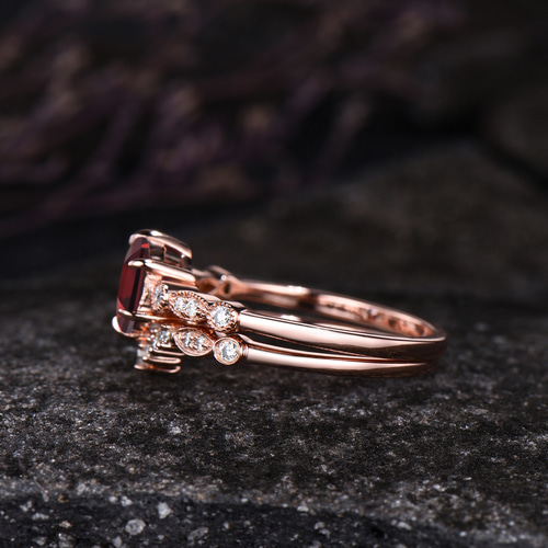 ヴィンテージ 7月誕生石 レッドルビーリングセット K10 ローズゴールド