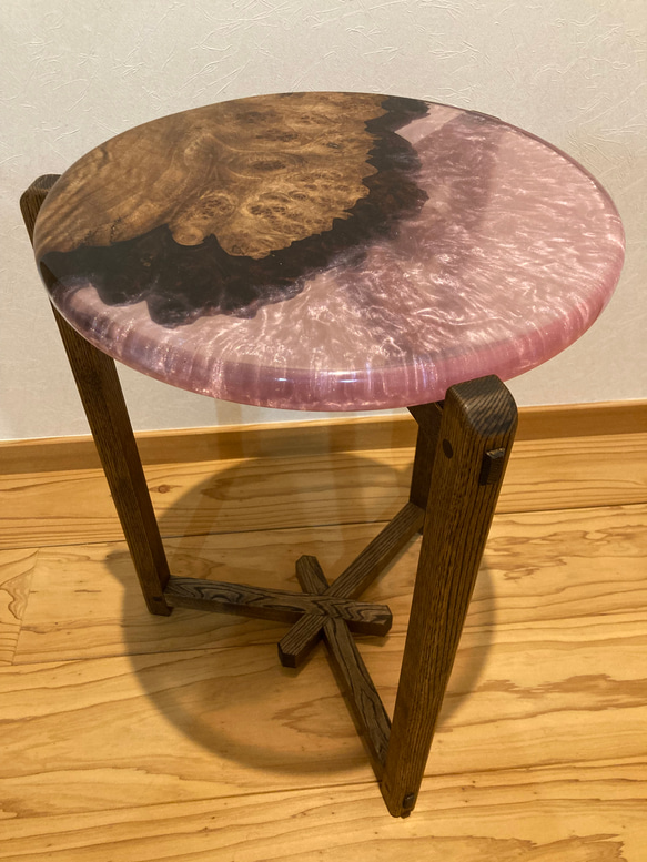 クラロウォールナット瘤×ピンクパールのレジンテーブル 一点物 サイド