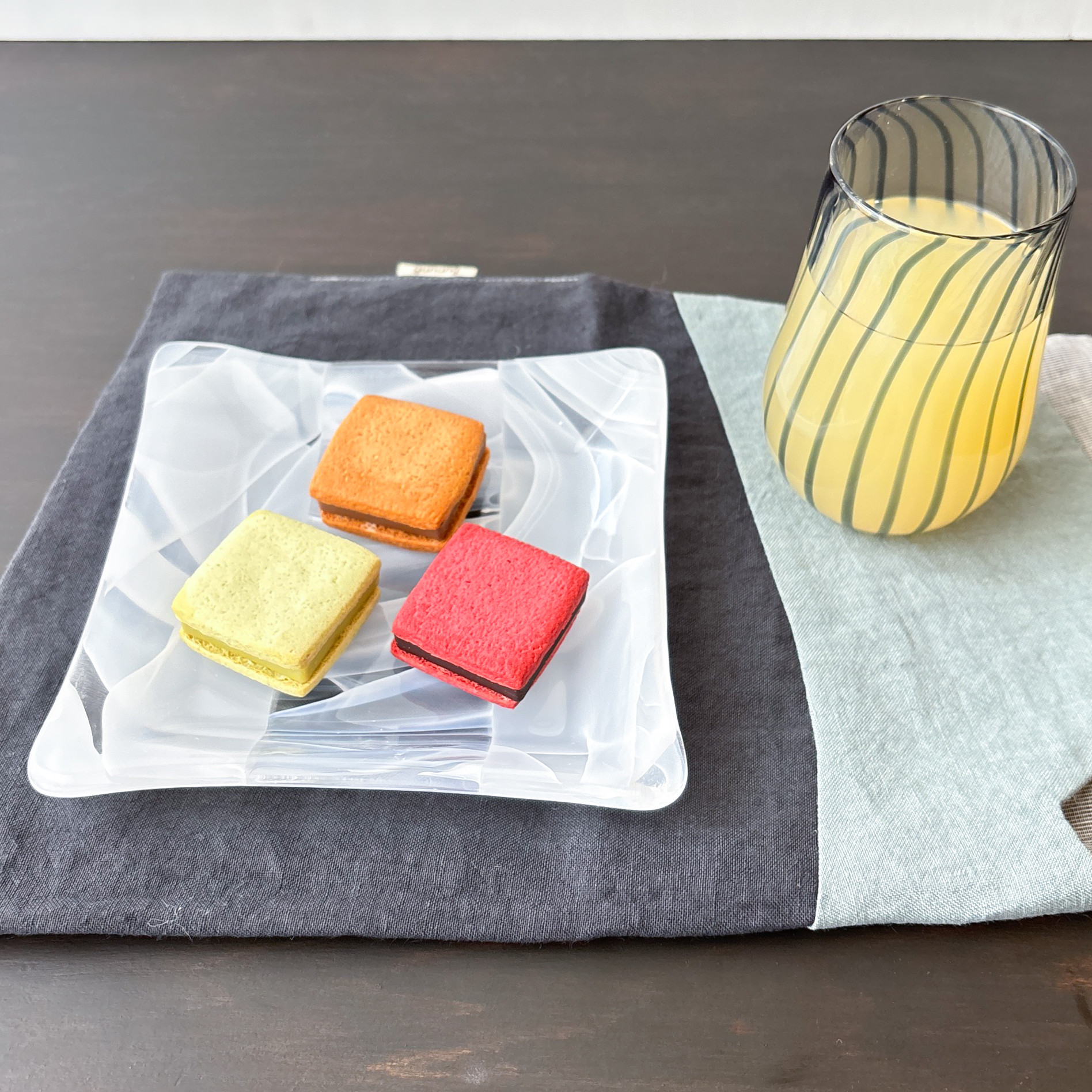 ゆらゆら　中角皿　４