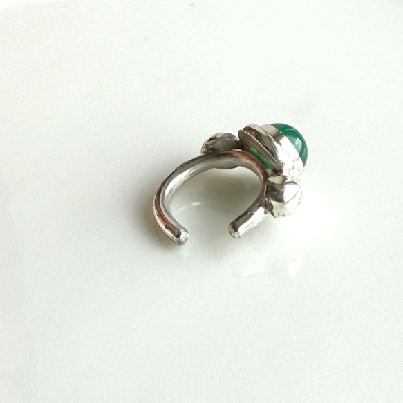 「推しジェム」イヤーカフ☆ グリーンオニキス×銀の粒/片耳用/silver950/緑/グリーン 11枚目の画像