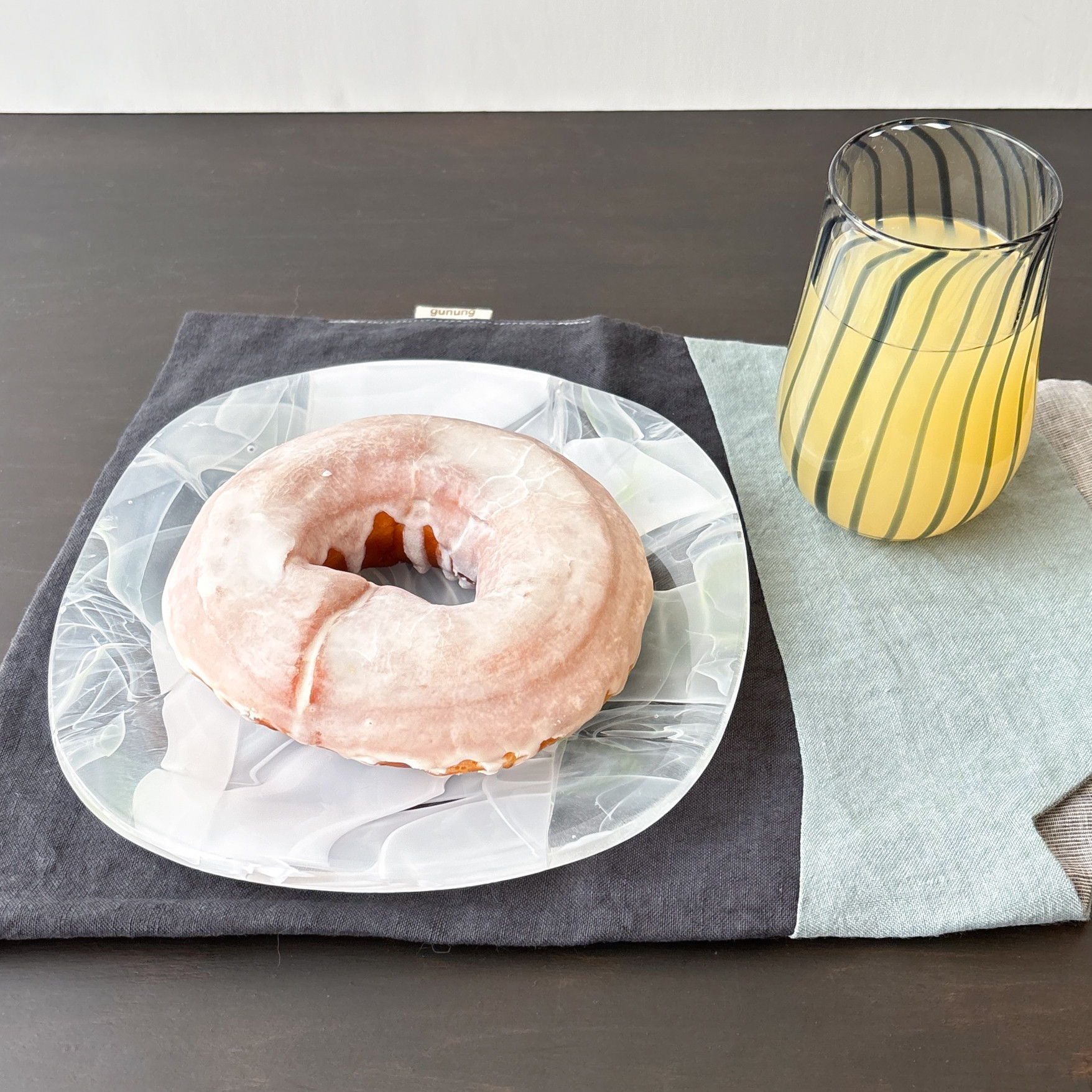 ゆらゆら　リム皿　１