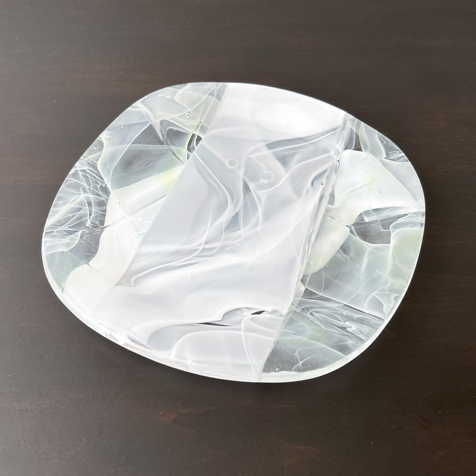 ゆらゆら　リム皿　１