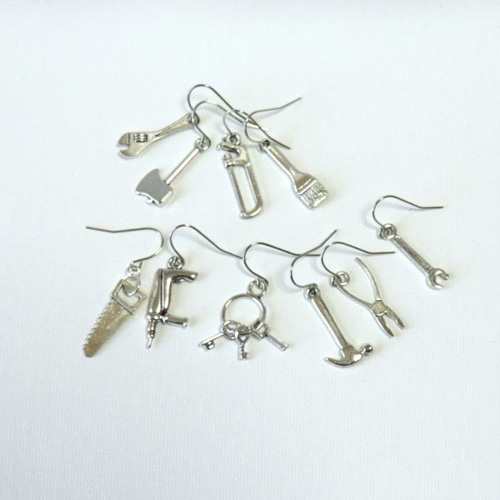 金具変更無料 お道具イヤリング・ピアス 工具 鍵 シルバーカラー