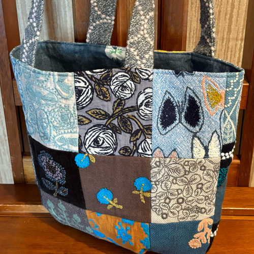 ミナペルホネン生地使用”バッグ”sand rose /skip/両面ハギレパッチ