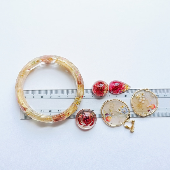5周記念福袋SALE　〜ピーチカラーのフラワーアクセサリー5点セット〜　薔薇　紫陽花　桜　クリア　レジン　花　ピンク桃 13枚目の画像