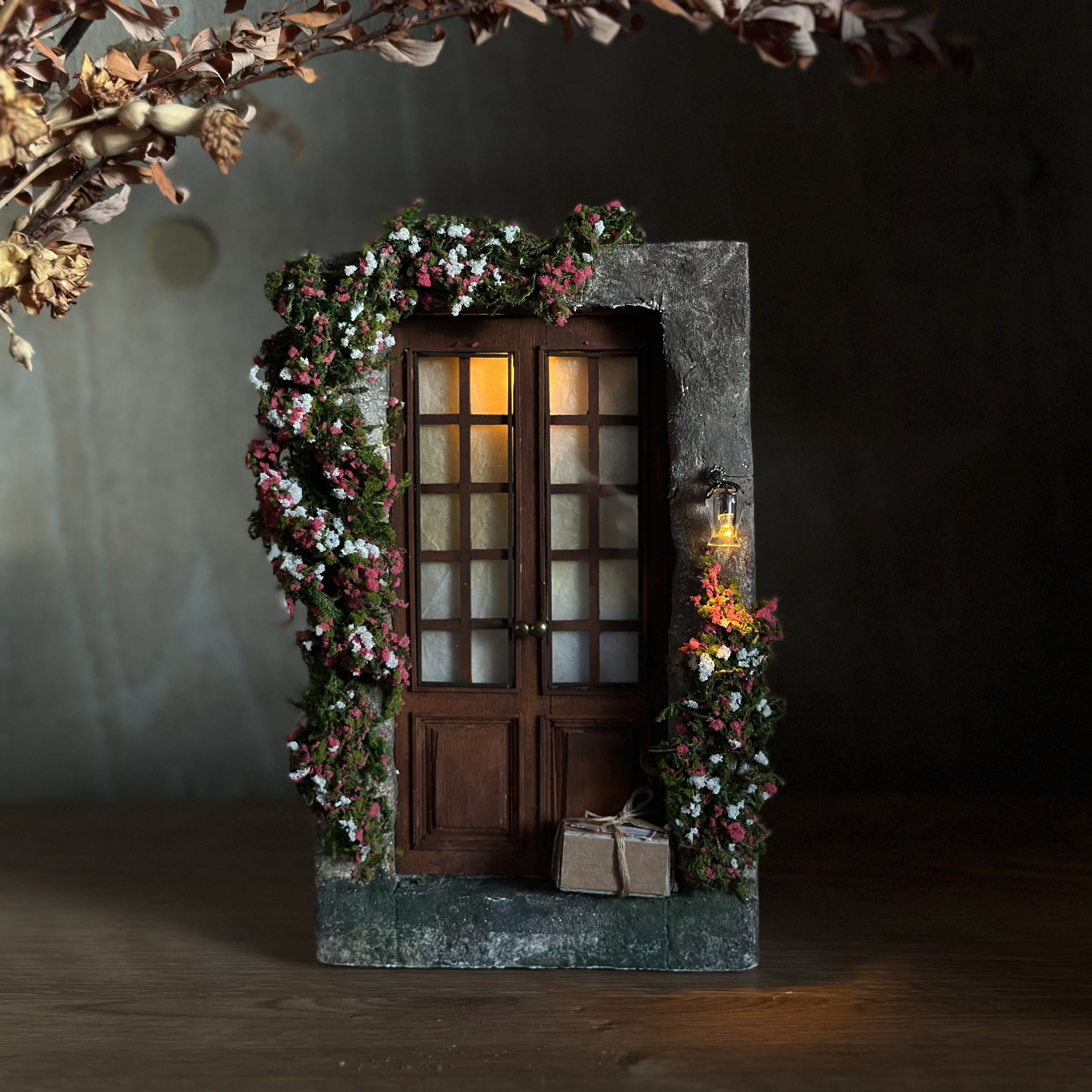 灯りのこぼれる扉 (受注製作）