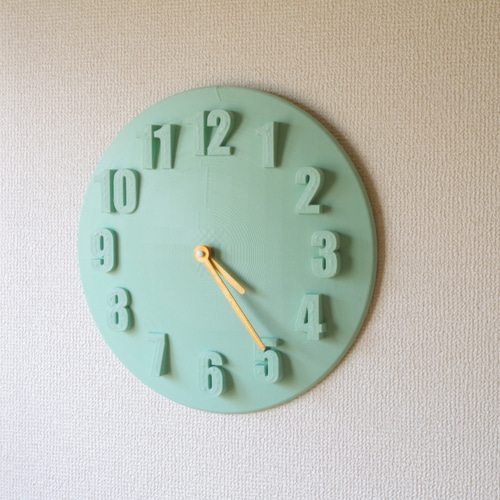 立体数字のやさしい壁掛け時計／ミントグリーン 掛け時計・置き時計 KO