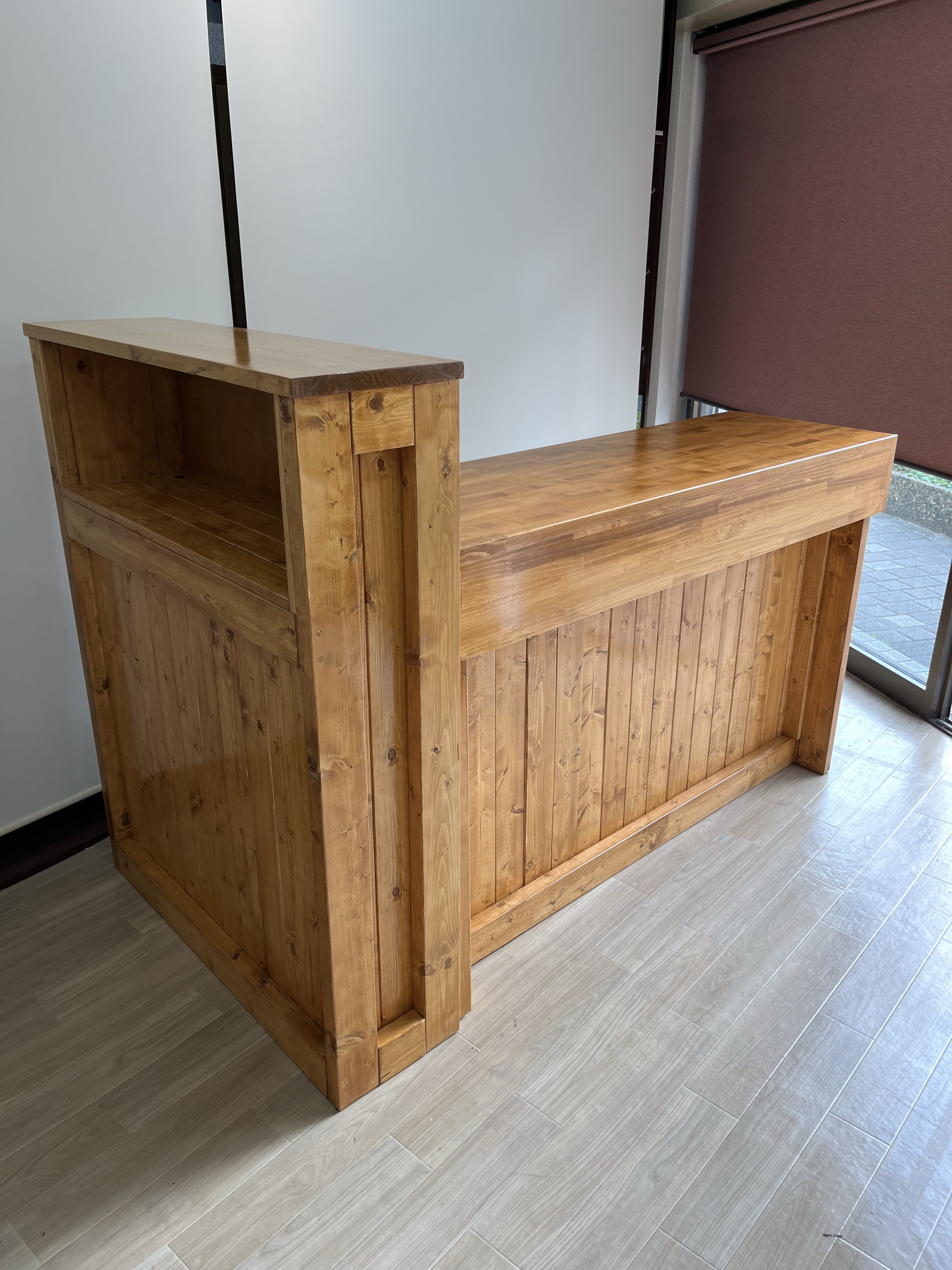 バーカウンター　ショーケース付きカウンター　受付カウンター 85,250円