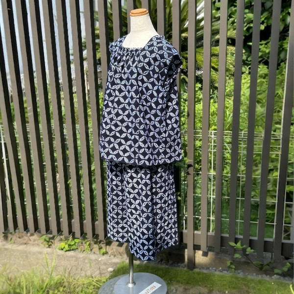 さと　有松絞りよりセットアップ