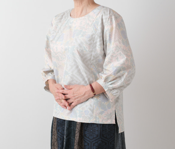 白大島のバルーン袖ブラウス プルオーバー 着物リメイク ブラウス