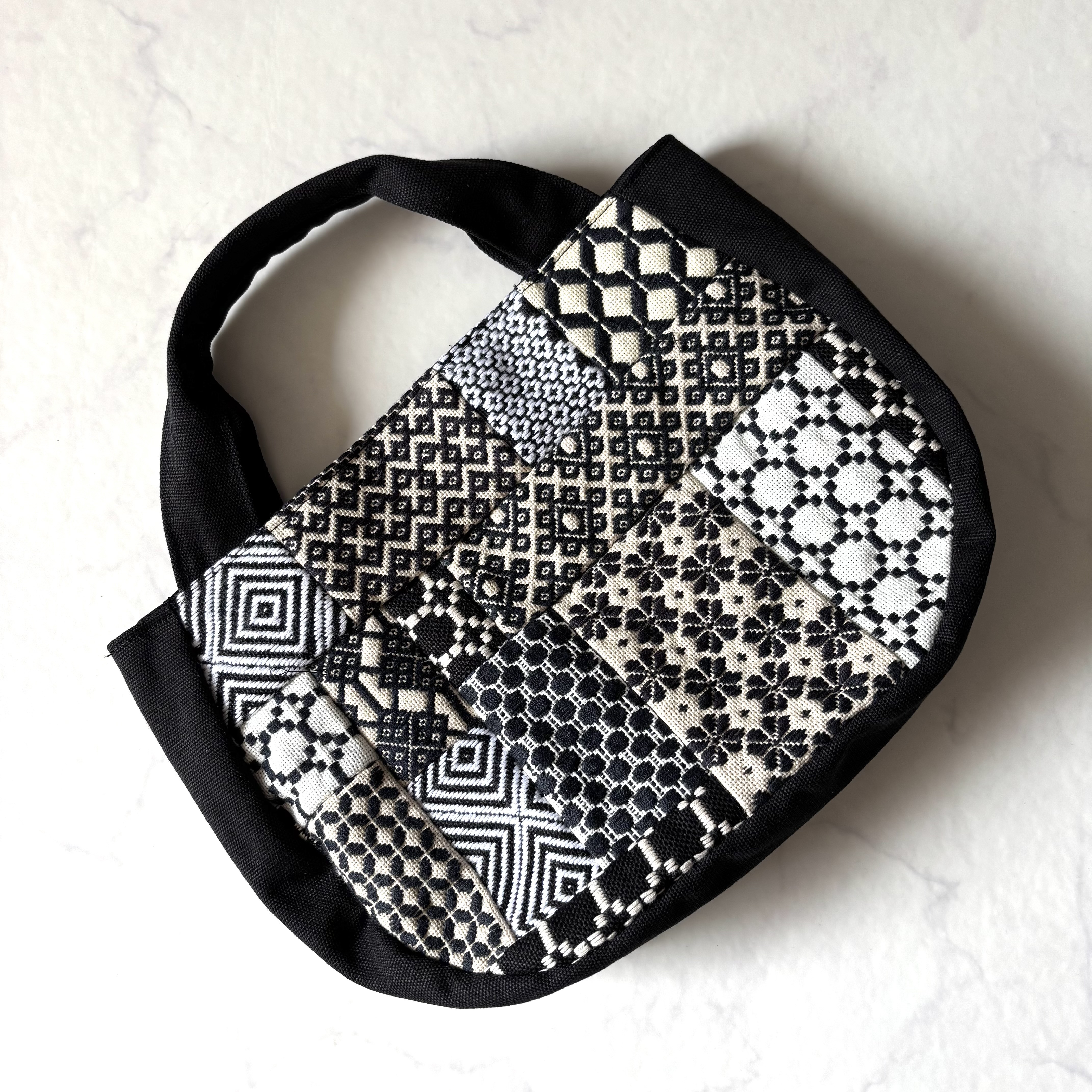 贅沢こぎん刺しパッチワークバッグ⑤