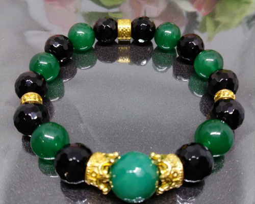 ☆ 翡翠 ( ひすい )/多面カット グリーンアゲート ( めのう )多面