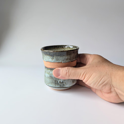 ブルーグリーンのフリーカップ　【手仕事　民藝　和　陶器】 3枚目の画像