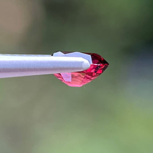 ロードライトガーネットルース非加熱天然1.3ctRhodolite Garnet ロードライトガーネットルース非加熱天然1.3ctRhodolite Garnet