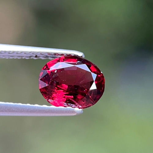 ロードライトガーネットルース非加熱天然1.3ctRhodolite Garnet