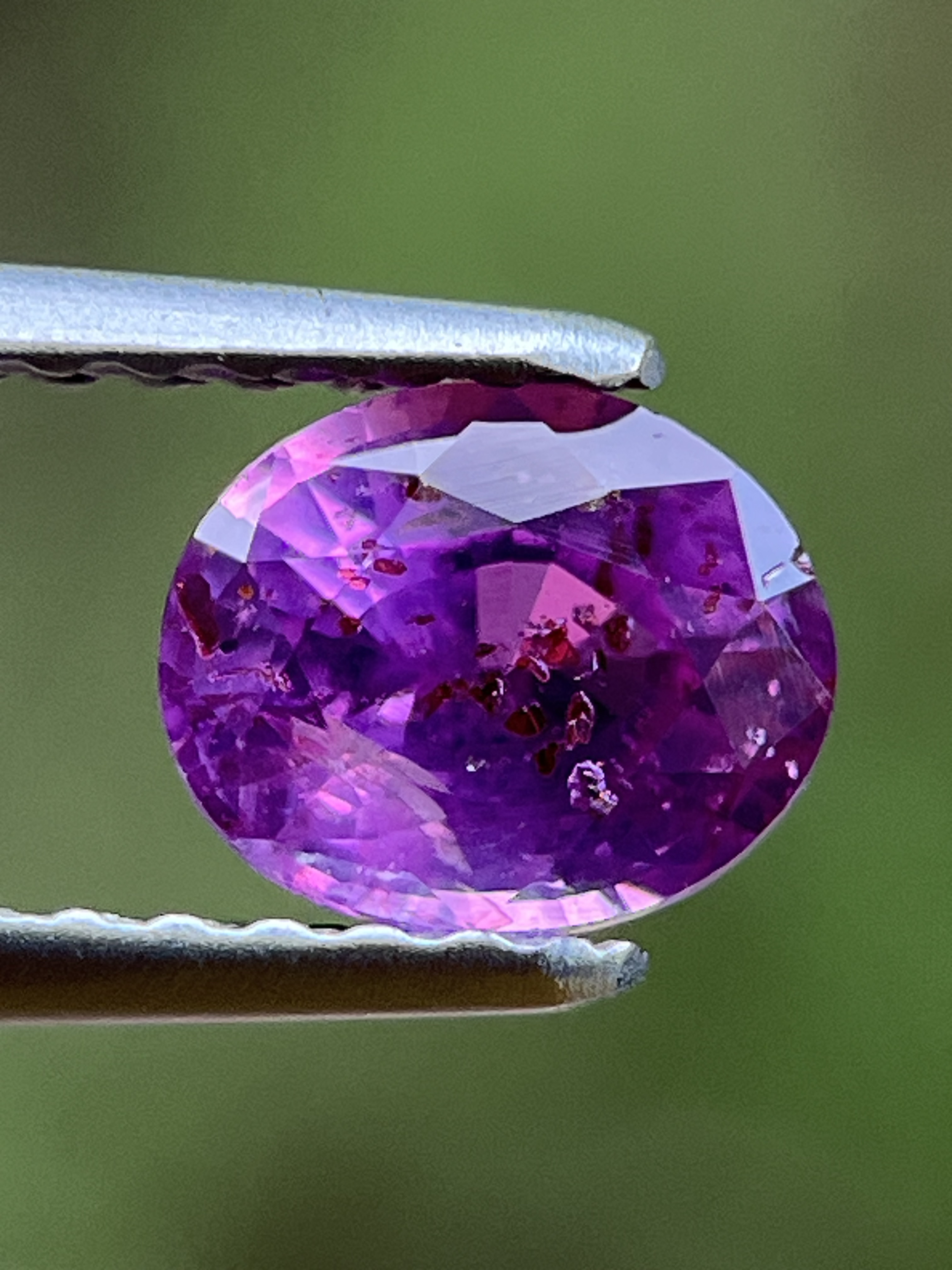 ピンクサファイア　インクルション付0.79ct pink sapphire