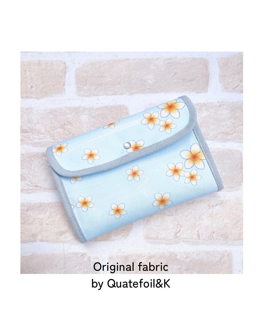 オリジナルデザイン生地 プルメリア柄　マーブル水色母子手帳ケース2人用 ジャバラ