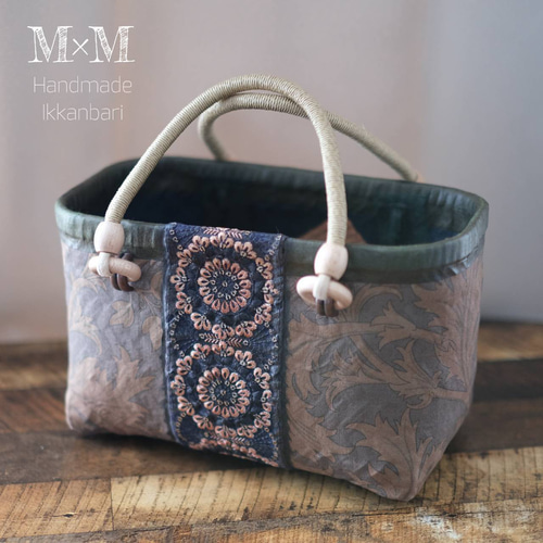 ◇送料込み◇一閑張り◇ウィリアムモリス・アネモネ×インド刺繍リボン