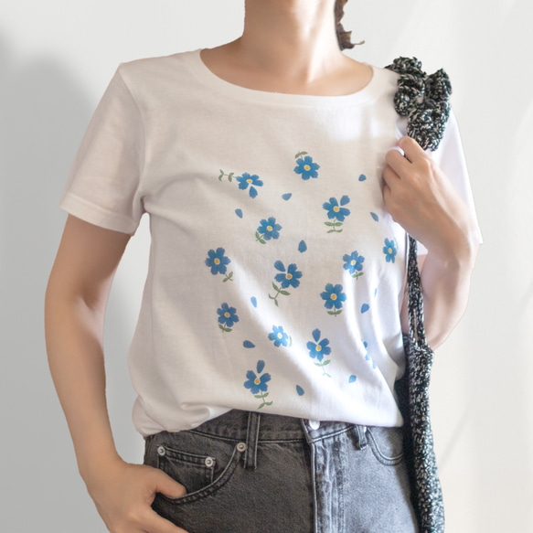 花占Tシャツ / ブルーデイジー 1枚目の画像