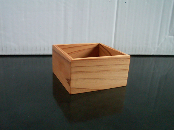 屋久杉　世界遺産！無垢木製収納ボックス 自然な木目 屋久杉 世界遺産！無垢木製収納ボックス 自然な木目