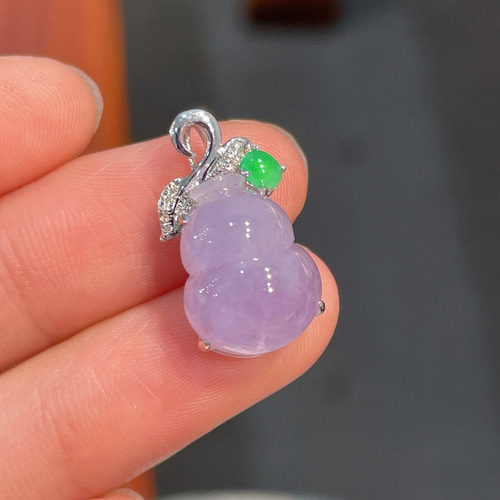 翡翠」K18 天然ラベンダーヒスイ 天然ダイヤモンド 上品 ペンダント 5