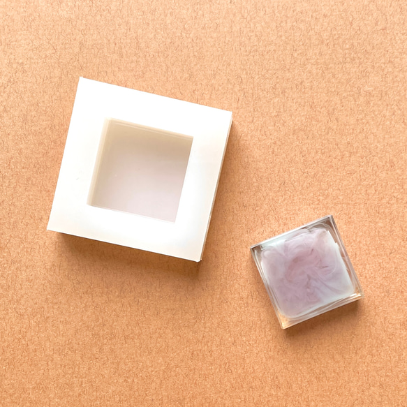 No.585 正方形AM　四角　シリコンモールド　型　レジン　square 2枚目の画像
