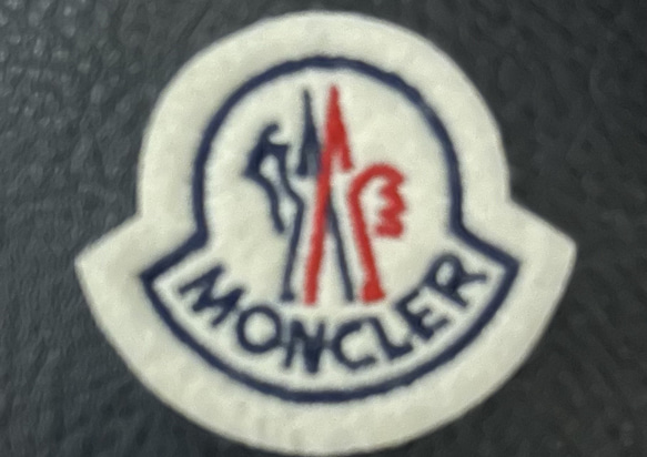 非売品 Moncler モンクレール アイコン ロゴ刺繍ワッペン フェルト地 非売品 Moncler モンクレール アイコン ロゴ刺繍ワッペン フェルト地