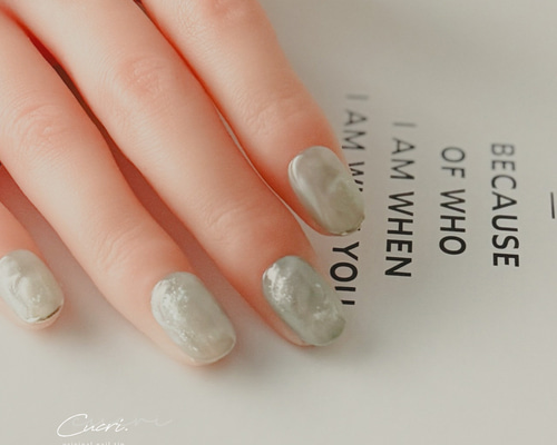 water drop 水色ニュアンスマグネットネイル 水光ぷっくり No