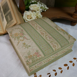 フランスアンティークカルトナージュボックス